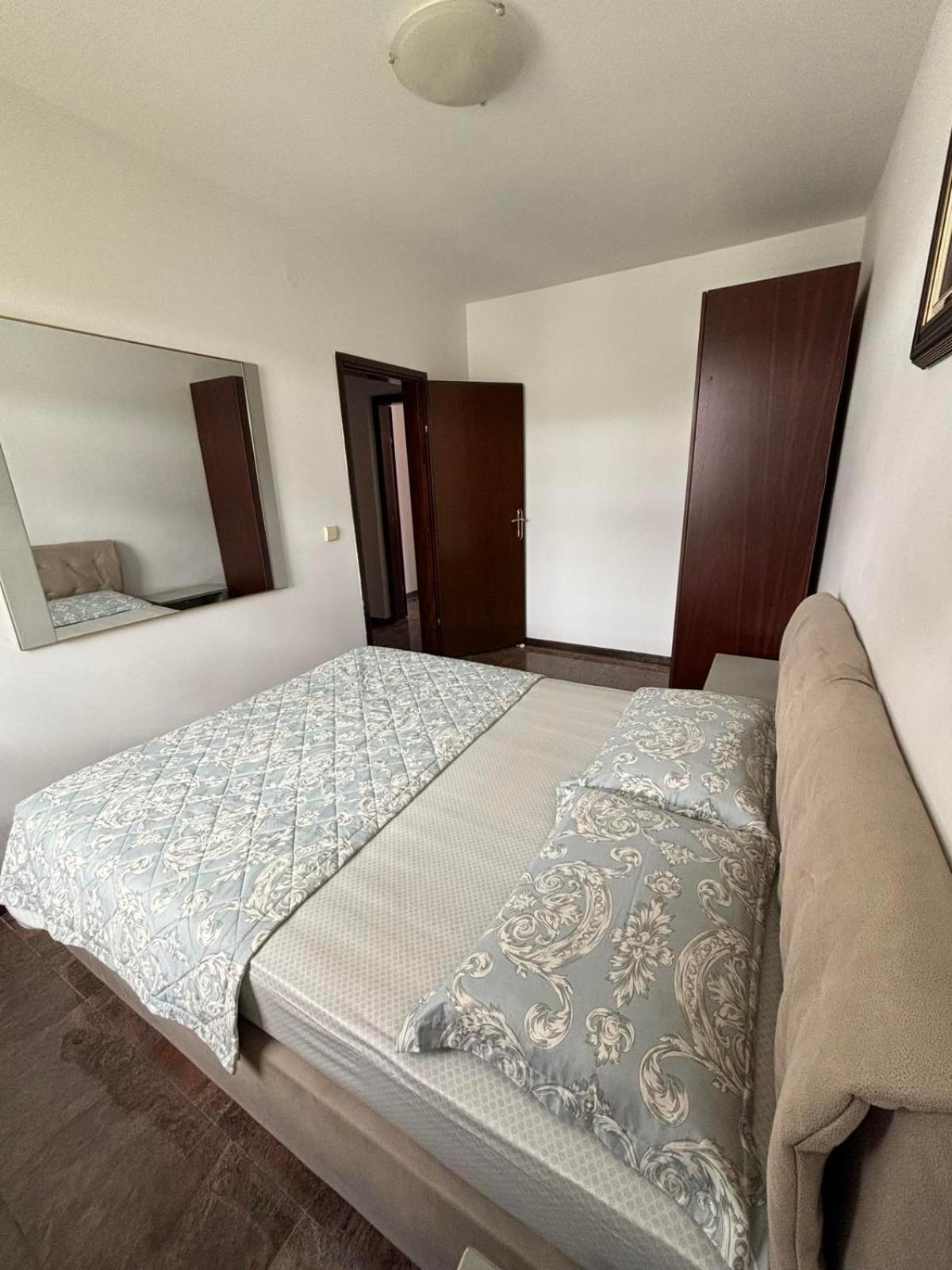 Apartment Mirjana